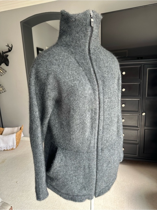 Lothlorian Sweaters - LOTHLORIAN Luxury Possum/Merino Knit Sweater - Charcoal Gray, size large